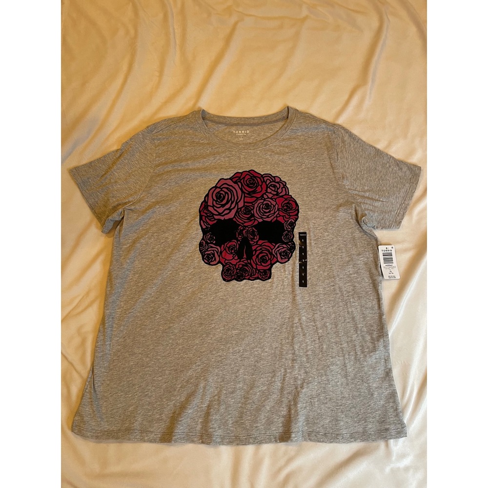 Torrid 1X Gray Rose Flower Skull Graphic Classic Fit Heritage Jersey Crew T NEW